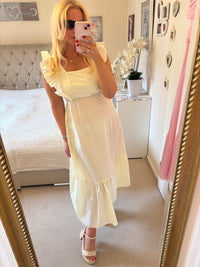 Streifenkleid mit Rüschen