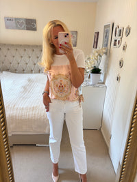 Shirt mit seitlichem Knoten