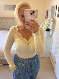 Kaschmirspitzenshirt