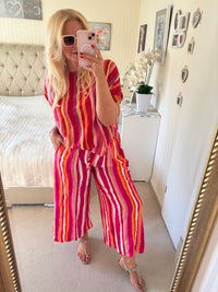 Set orange pink