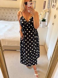 Pünktchenkleid weiß schwarz