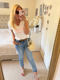 Jeanshose mit Leogürtel