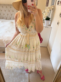 Bohokleid ecru mit Volants