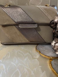 Tasche Streifen gold beige