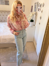 Bluse mit Rosenblüten